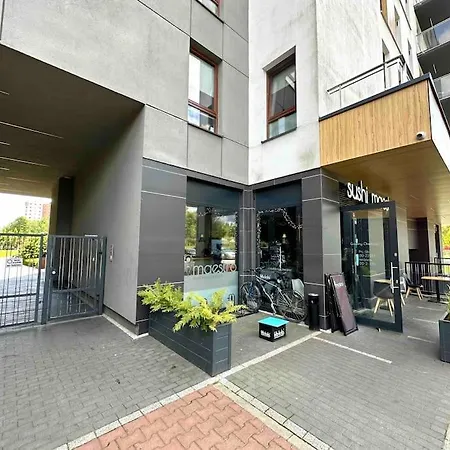 Wola Sowinskiego - Salon, Sypialnia, Balkon, Parking * Varšava